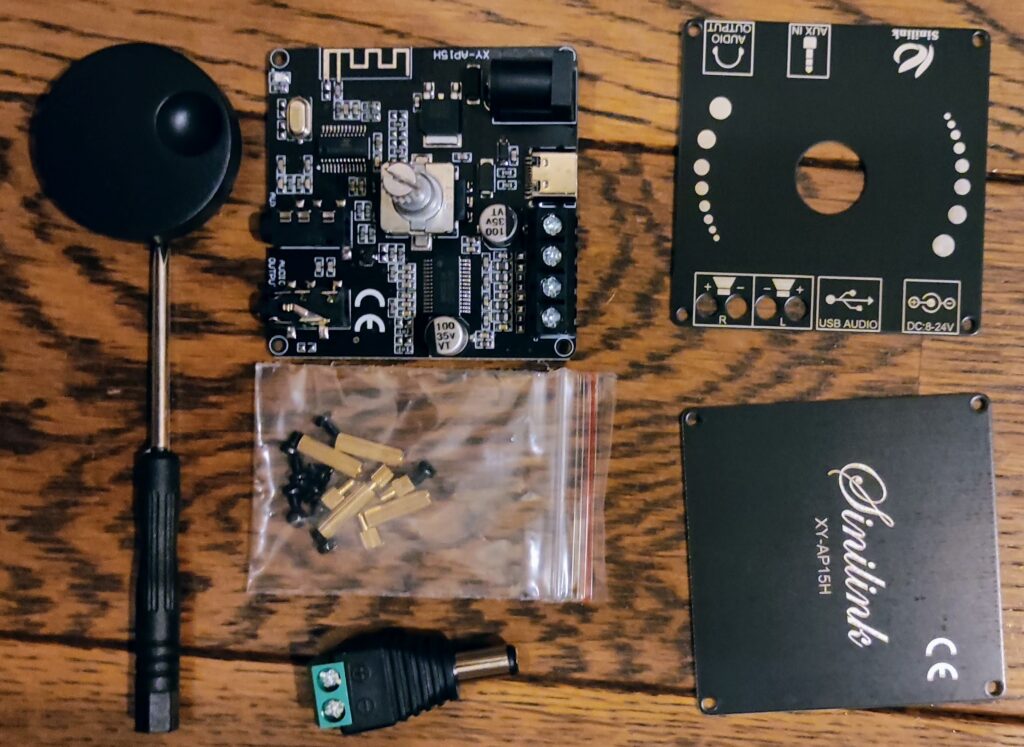 超小型オーディオアンプ XY-AP15Hのパーツ類