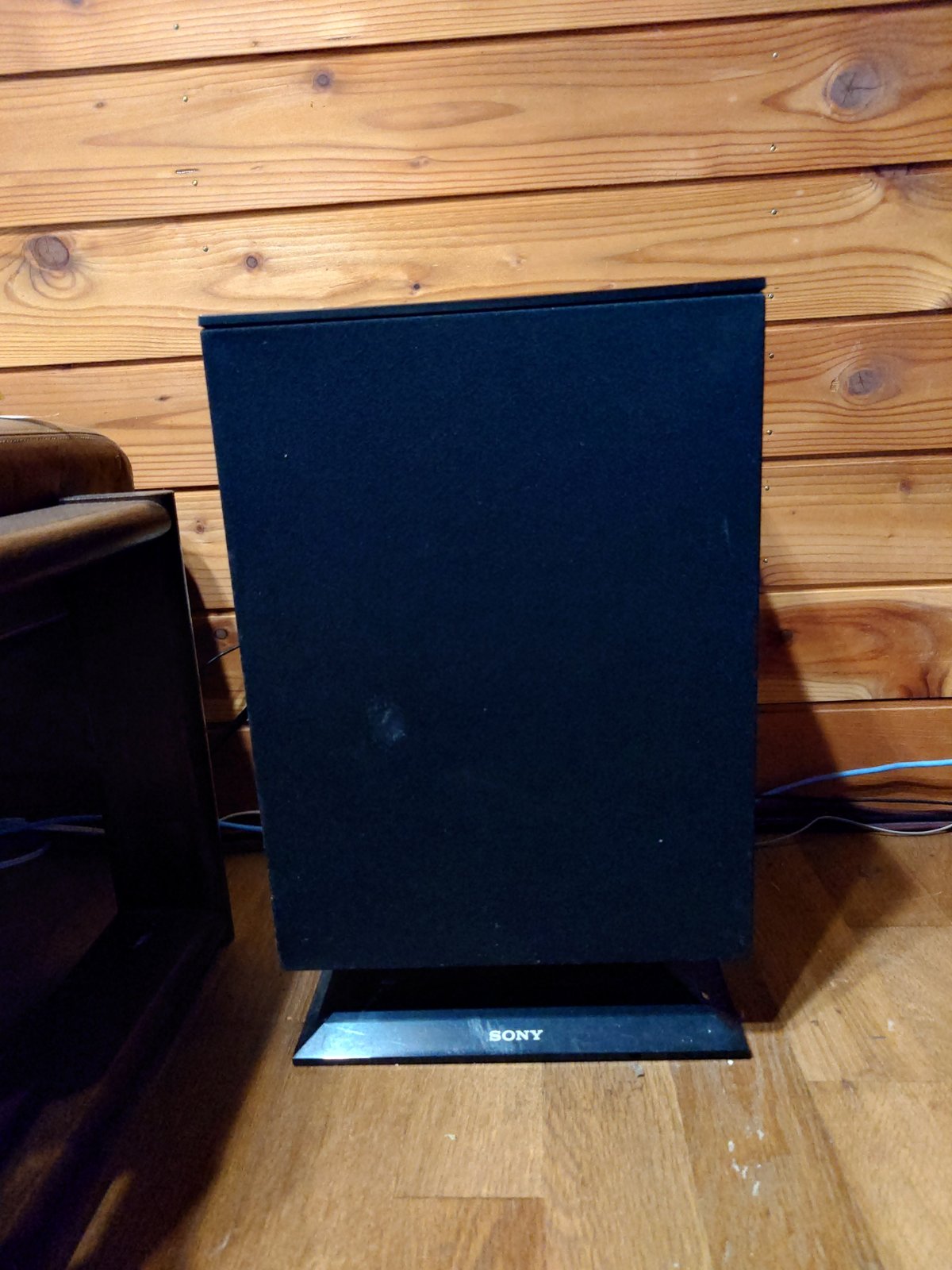 BDV-N1B のサブウーファー BDV-N1B のサブウーファー