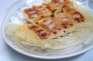 お手軽羽根付き餃子