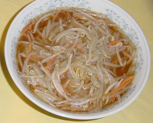 サンマーメン(生馬麺、もやしあんかけラーメン)