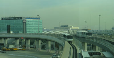ローマ空港のトラム