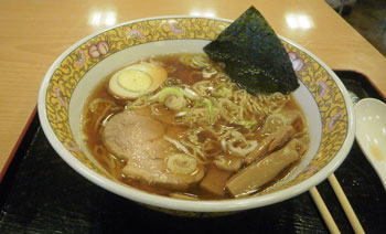 川口サービスエリアのラーメン