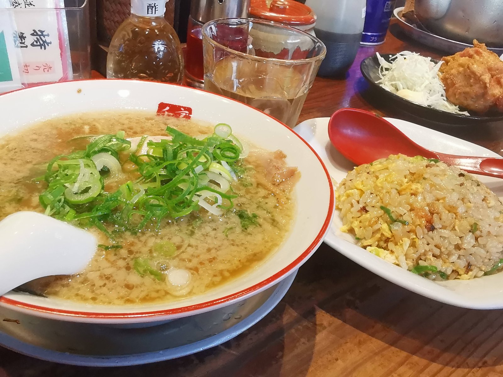 ラーメン小とチャーハン小