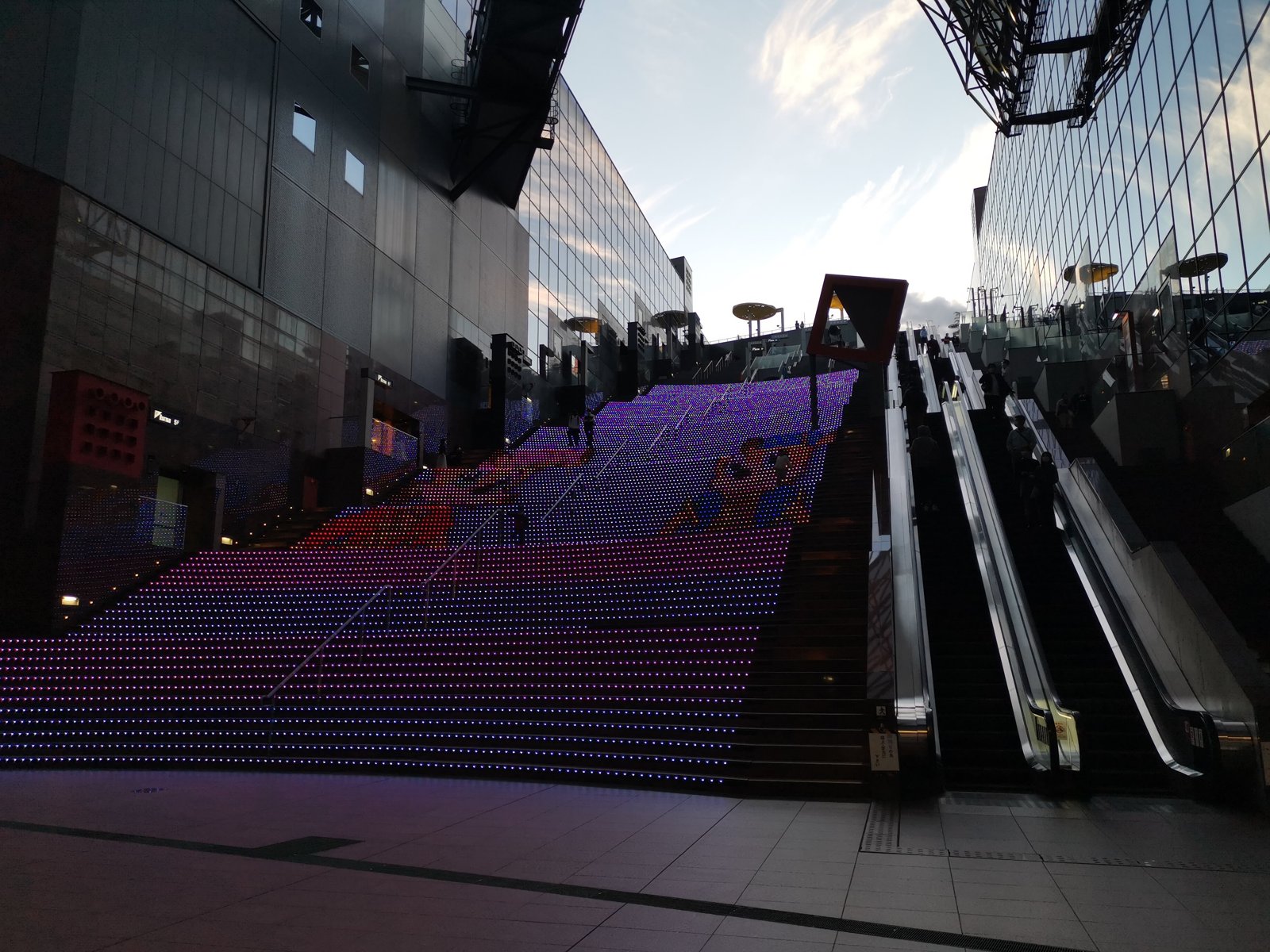 京都駅の大階段