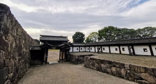 松代城　裏門