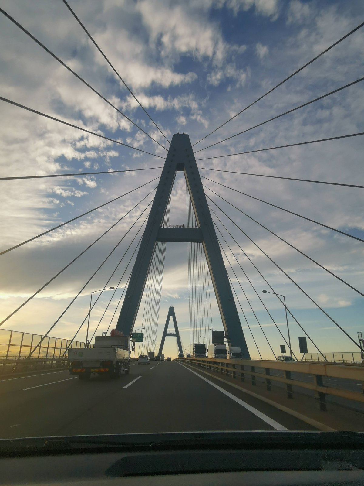 斜張橋の塔 斜張橋の塔